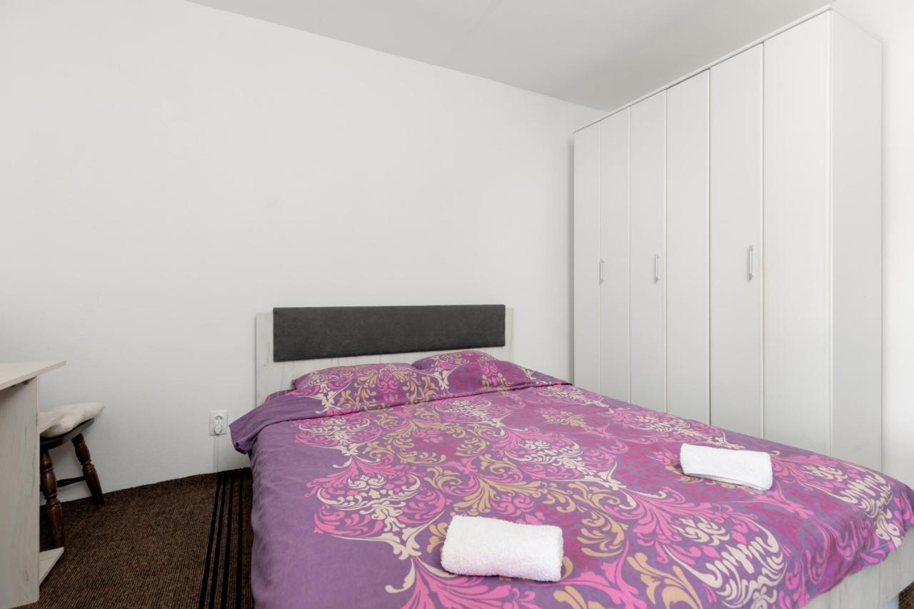 Private Room Center-2 Persons New Будва Екстер'єр фото